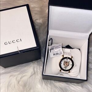 Gucci White and Gold Women's Watch